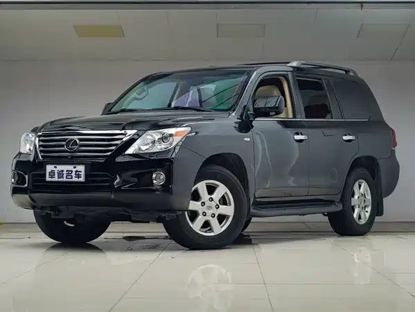 Lexus LX 2009