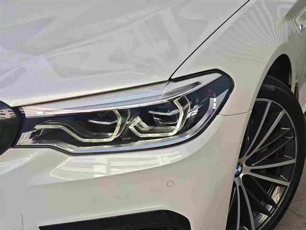 BMW 5 Series 2020