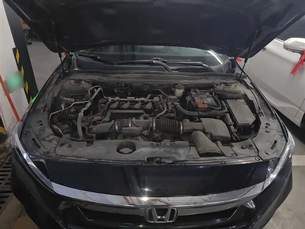 Honda Accord 2019 — фото 20