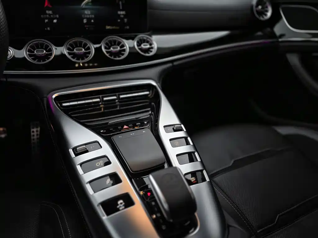 Mercedes-Benz AMG GT 2022 — фото 11