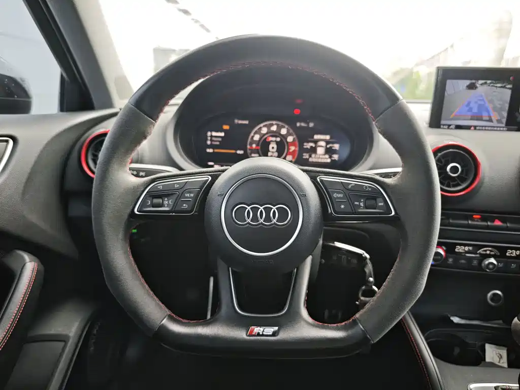 Audi A3 2017 — фото 8