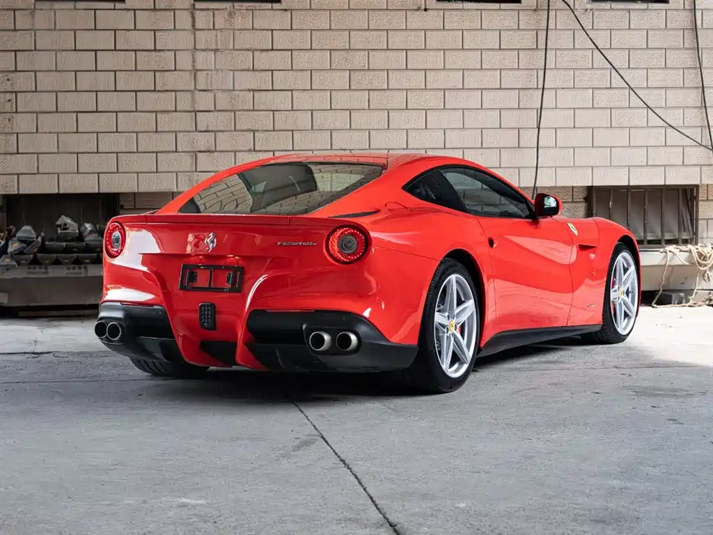 Ferrari F12berlinetta 2017 — фото 4