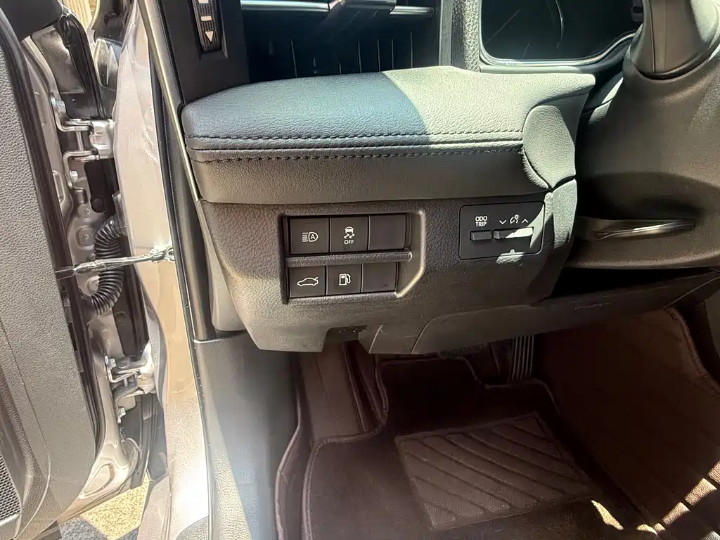 Toyota Avalon 2021 — фото 10