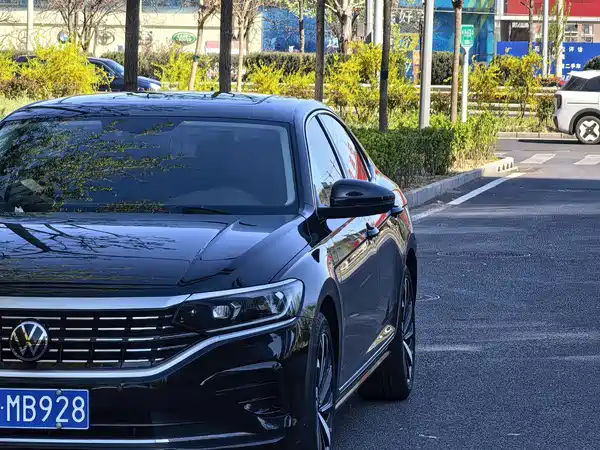 Volkswagen Passat 2022