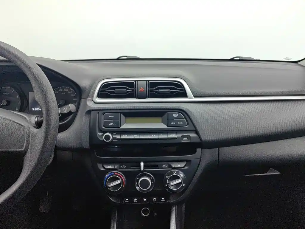 Hyundai Accent 2020 — фото 12