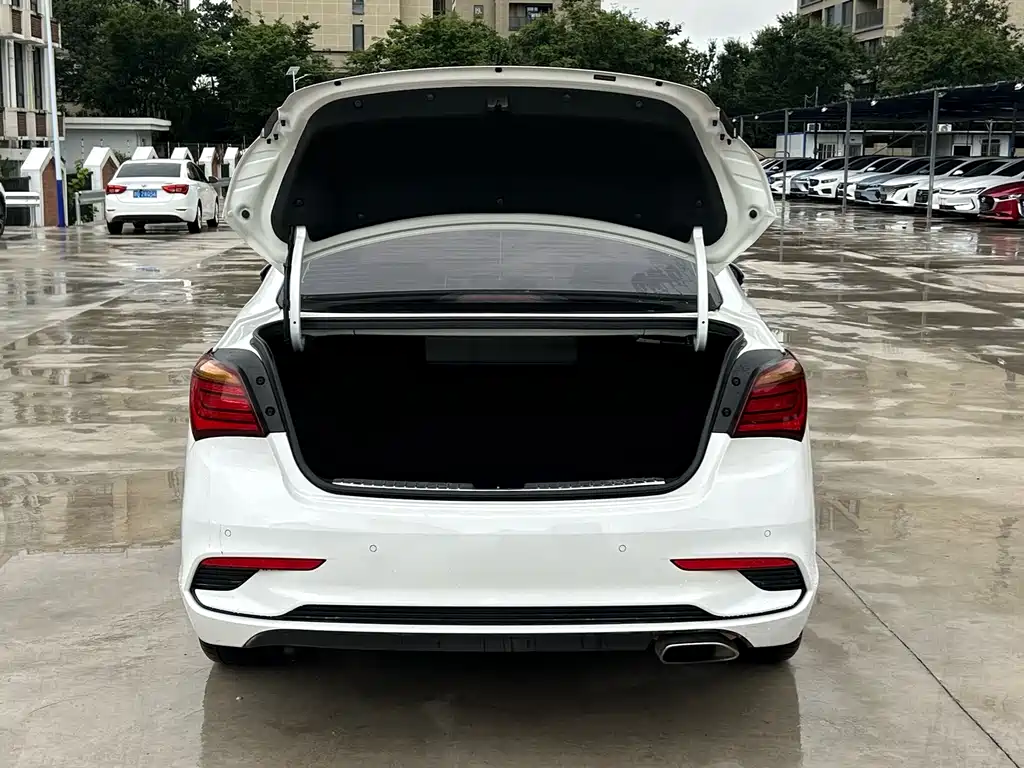 Hyundai Mistra 2018 — фото 13