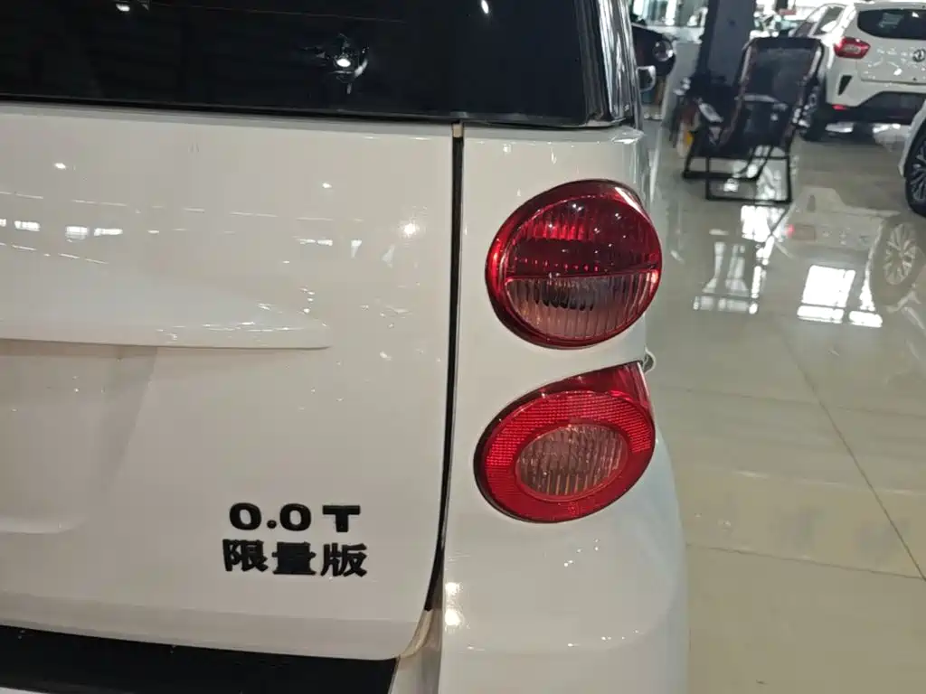 smart Fortwo 2015 — фото 8