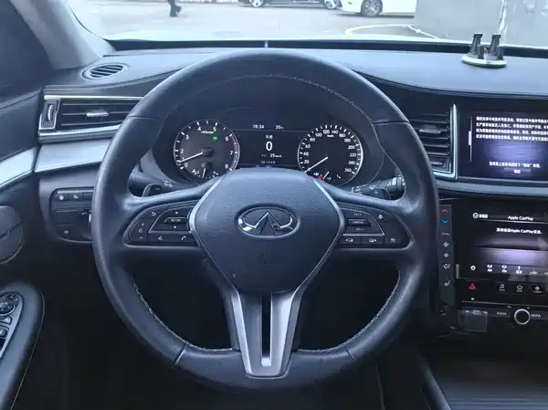 Infiniti QX50 2022