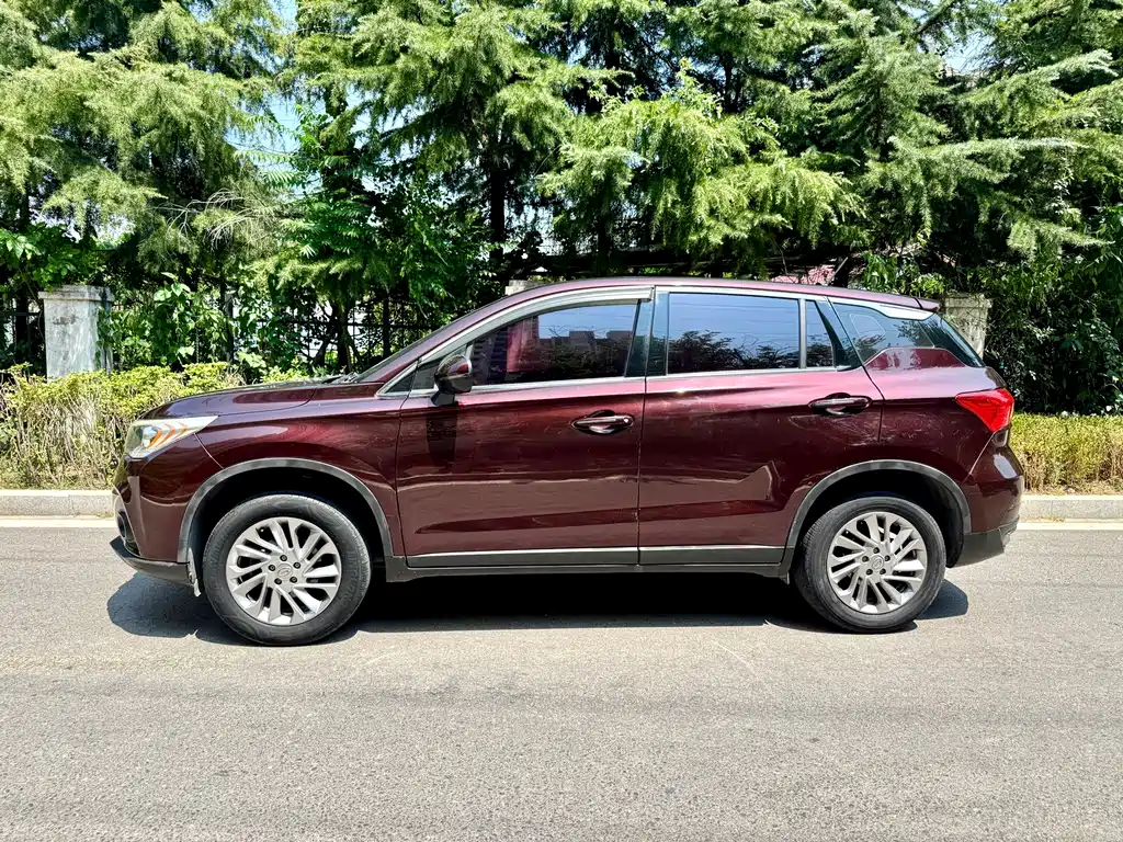 GAC Trumpchi GS4 2017 — фото 2