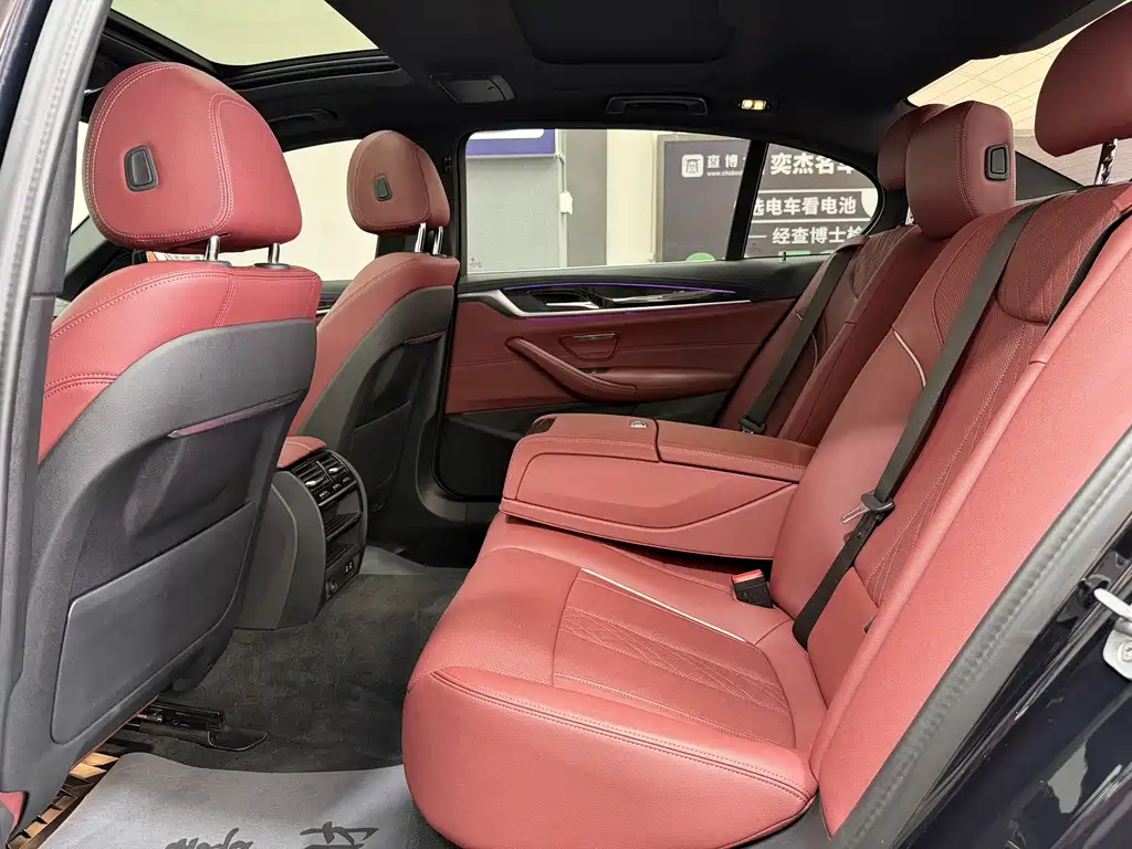 BMW 5 Series 2022