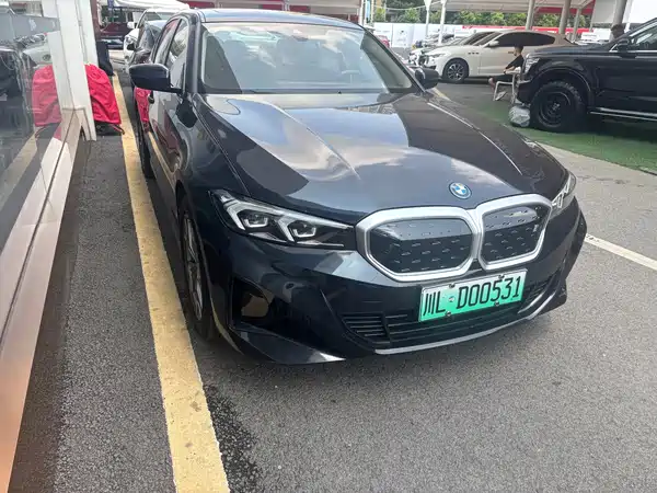 BMW i3 2022
