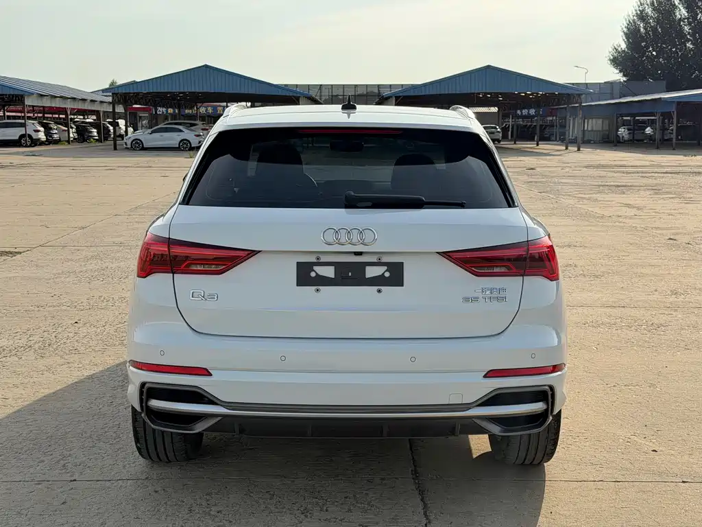 Audi Q3 2022