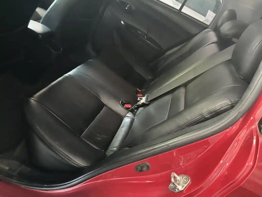 Toyota Yaris L 2021 — фото 17