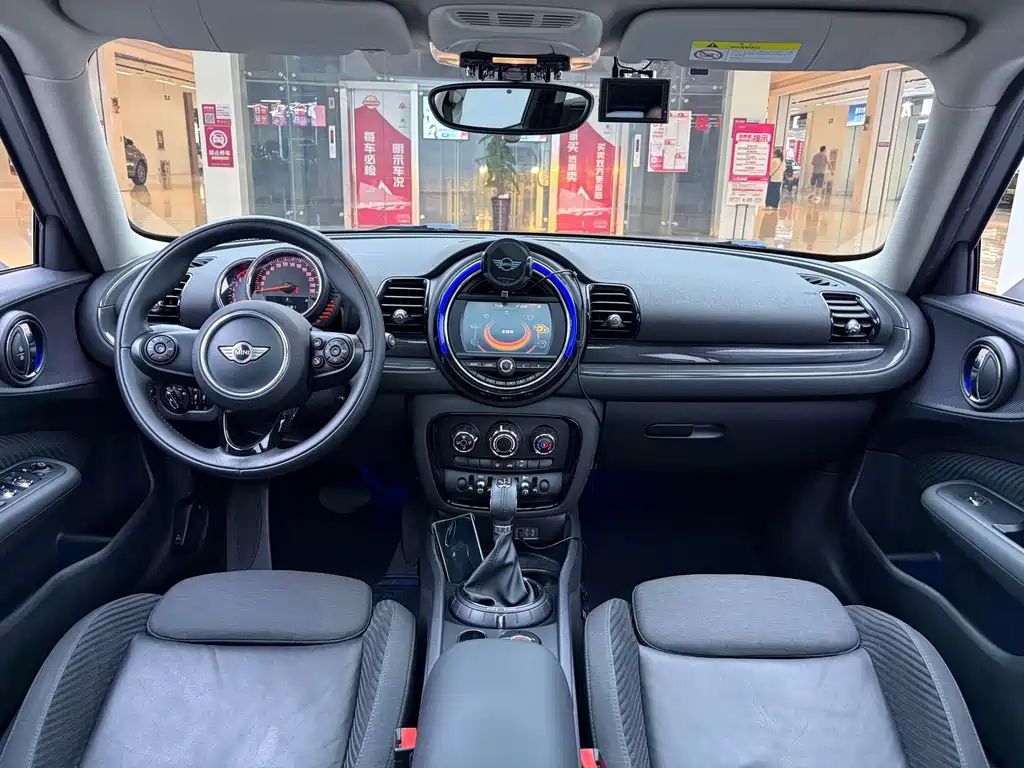 MINI Clubman 2017 — фото 14