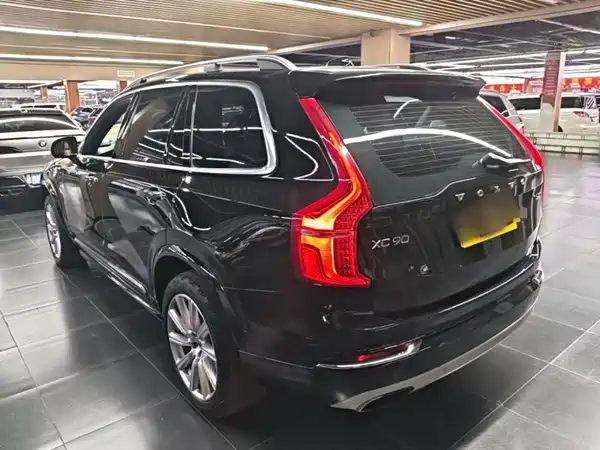 Volvo XC90 2017
