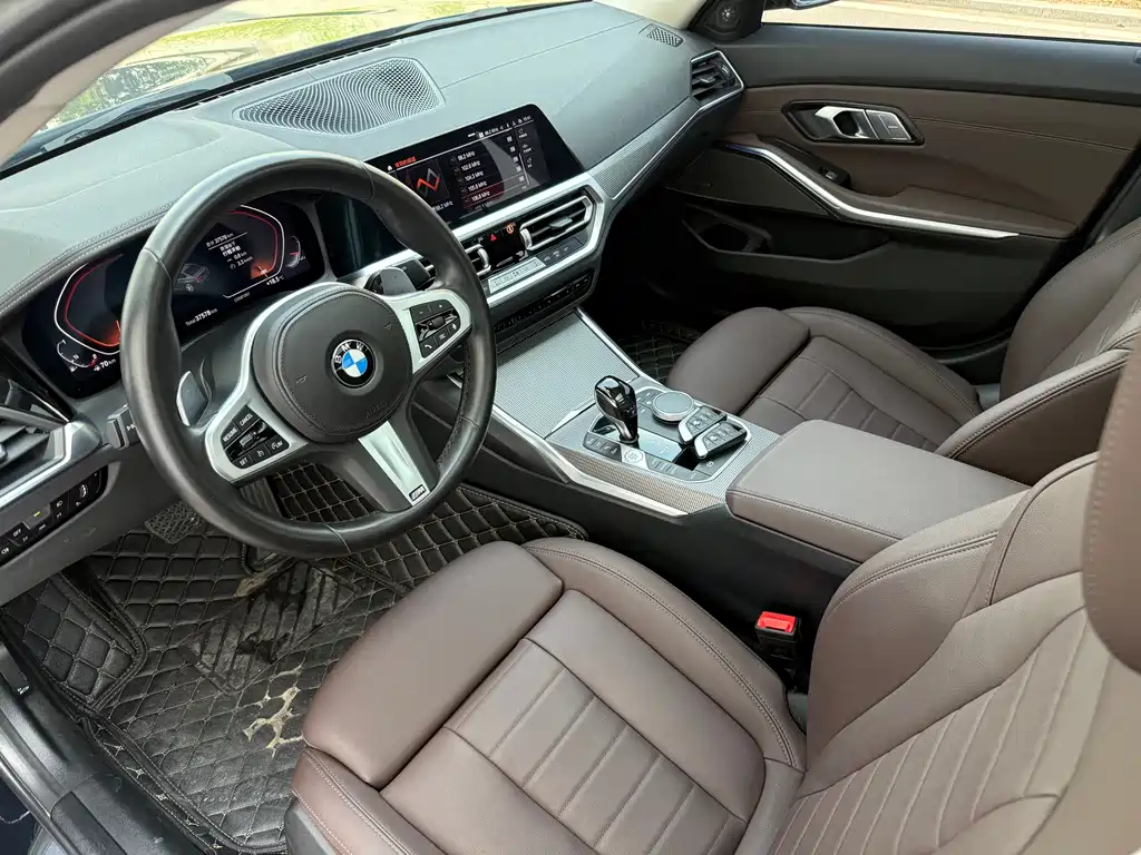 BMW 3 Series 2021 — фото 14