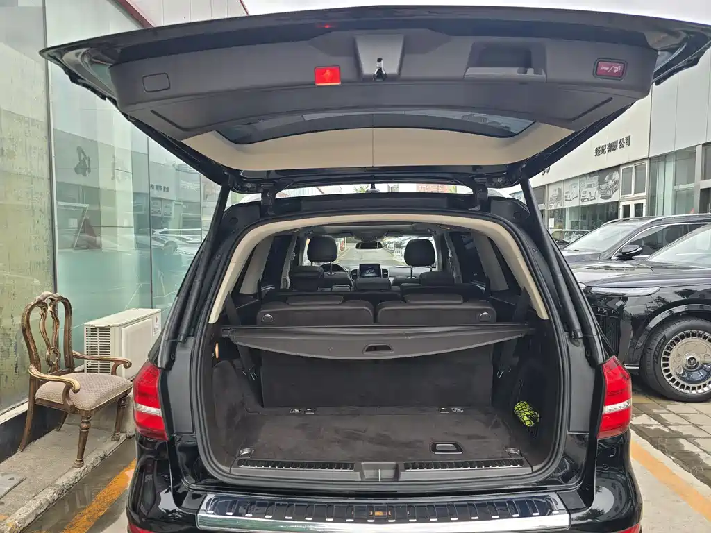 Mercedes-Benz GLS 2019 — фото 12