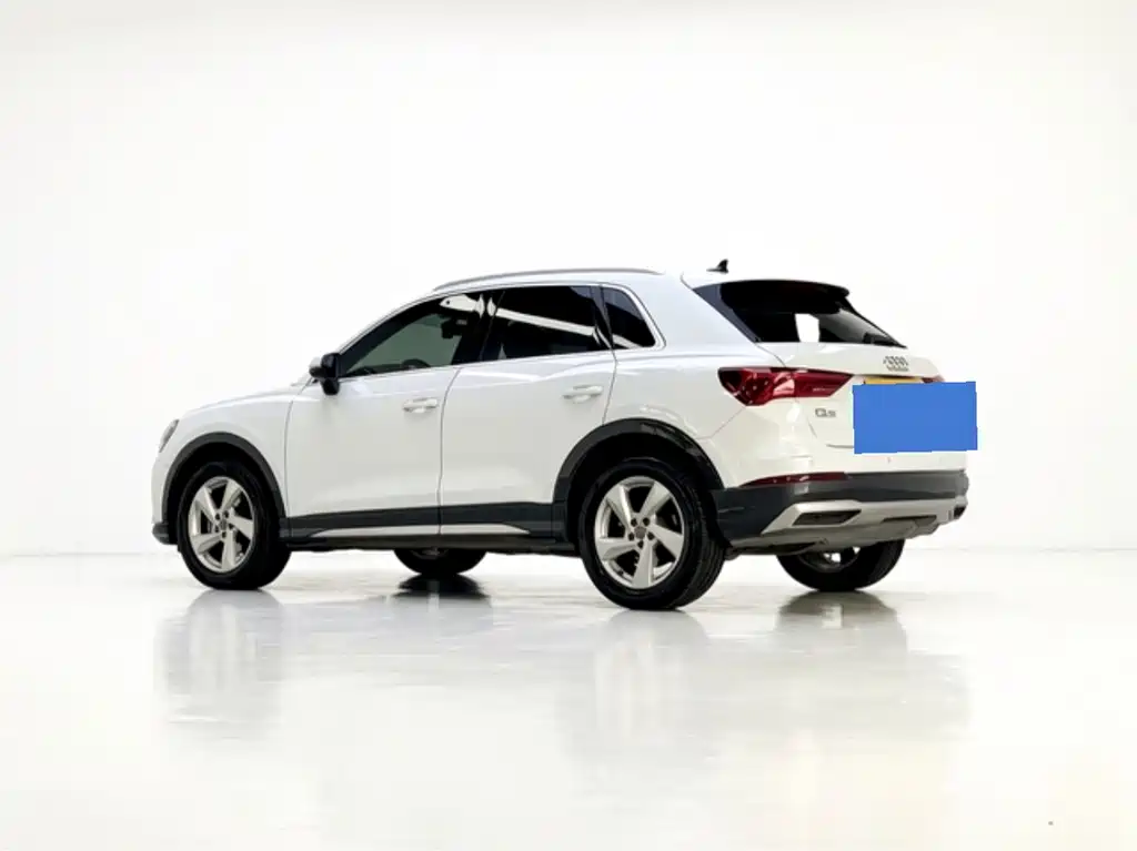 Audi Q3 2019 — фото 5
