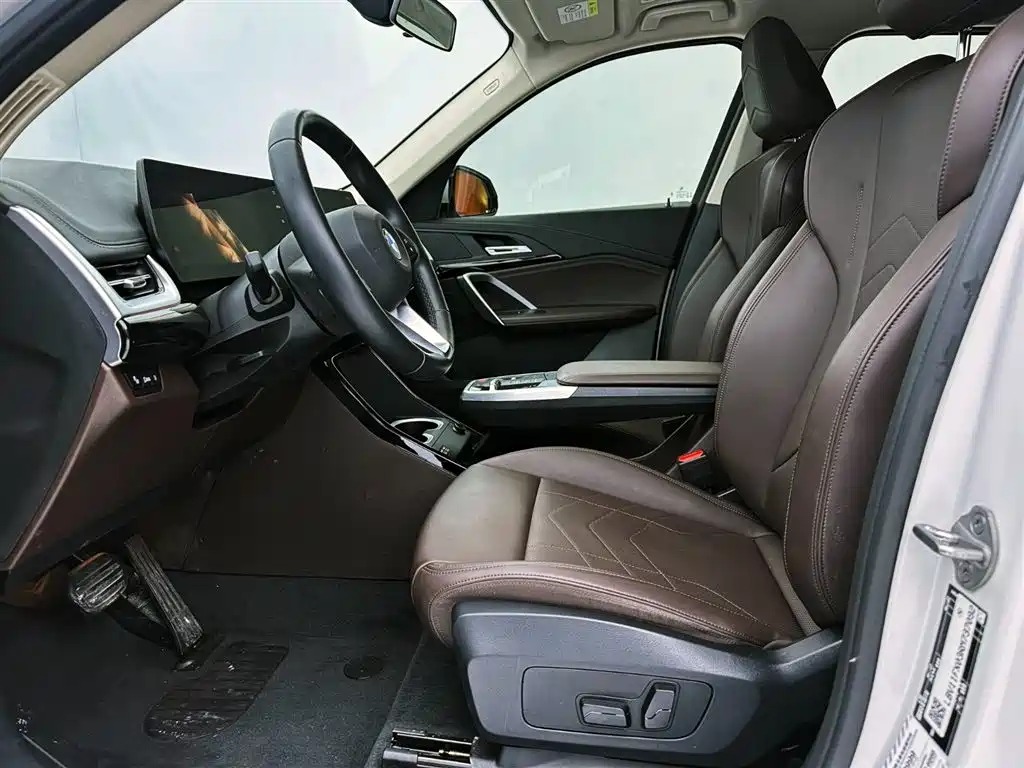 BMW X1 2024 — фото 11