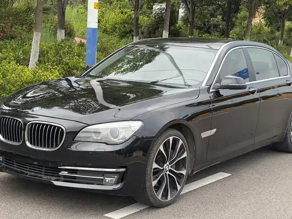 BMW 7 Series 2015