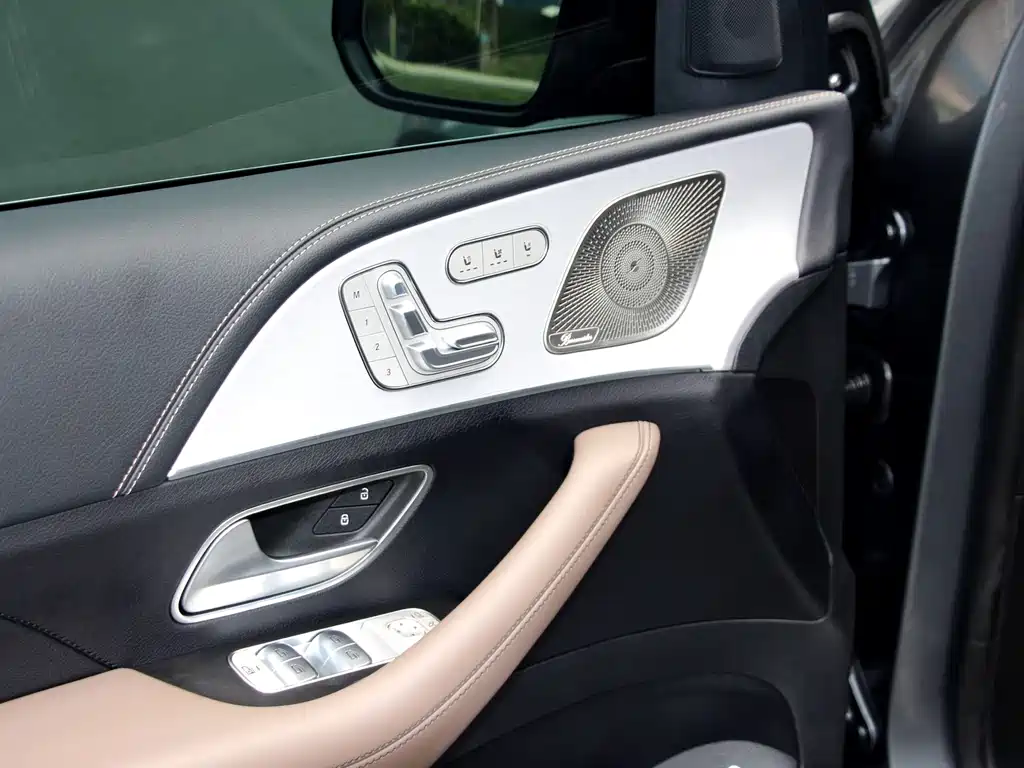 Mercedes-Benz GLE AMG 2023 — фото 15