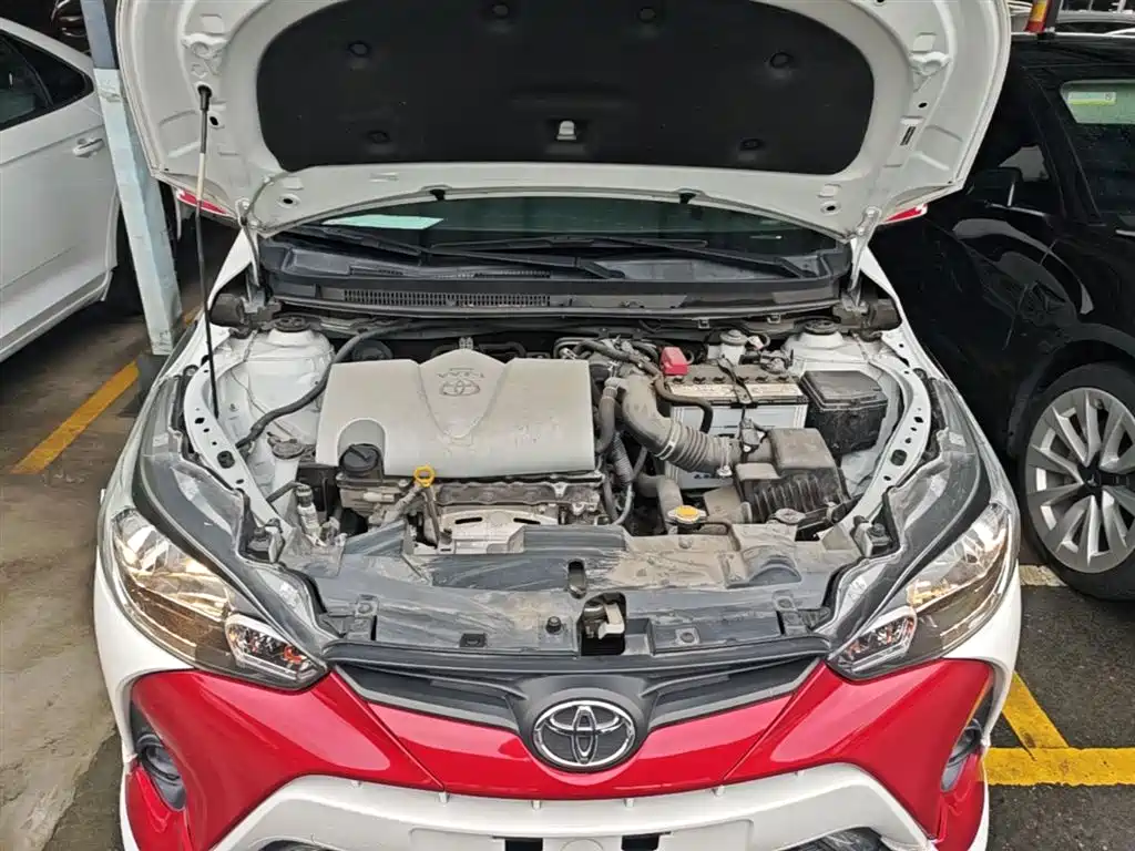 Toyota Yaris L 2018 — фото 20