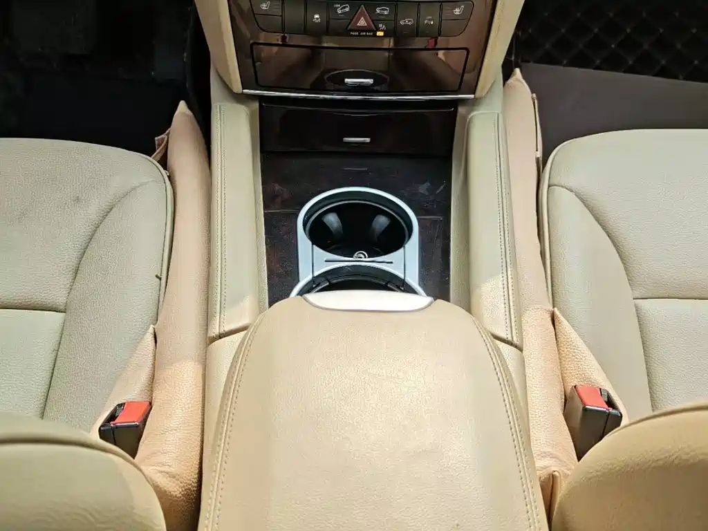 Mercedes-Benz GL-Class 2012 — фото 18