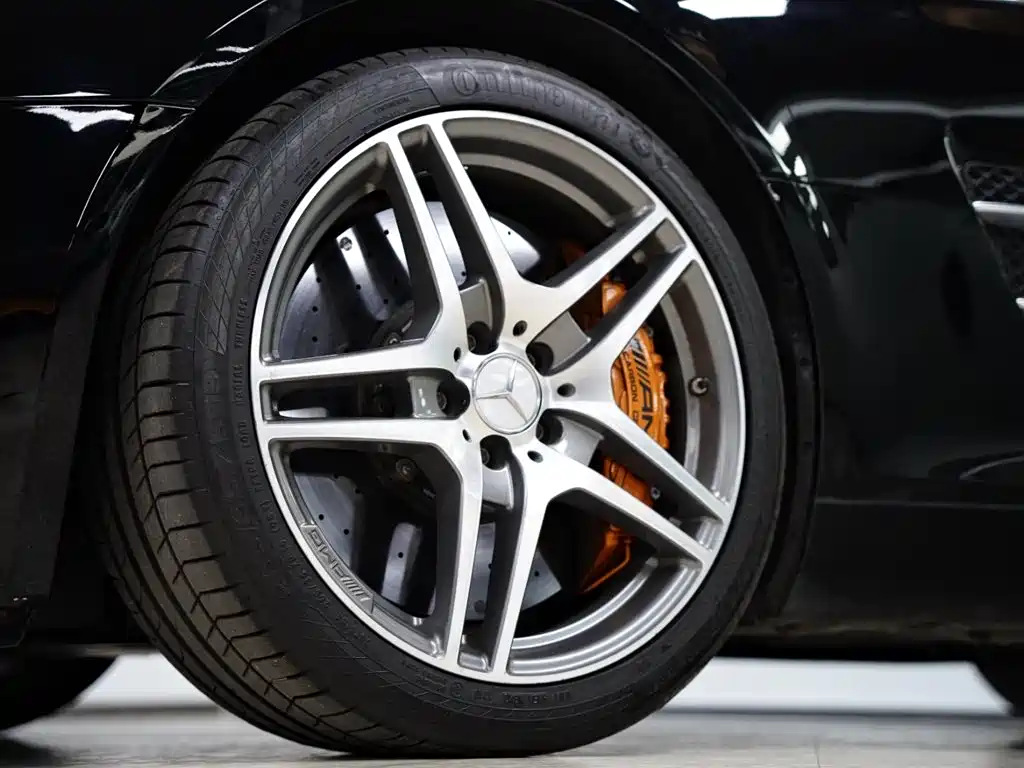 Mercedes-Benz SLS AMG 2013 — фото 18