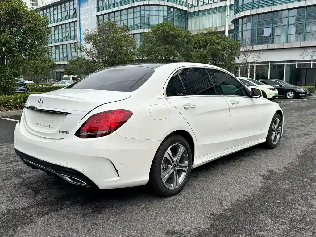 Mercedes-Benz C-Class 2020 — фото 9