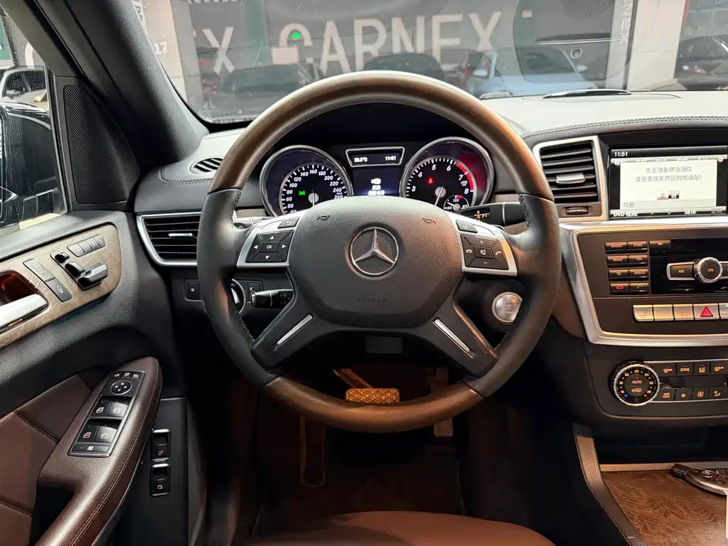 Mercedes-Benz GL-Class 2015 — фото 22