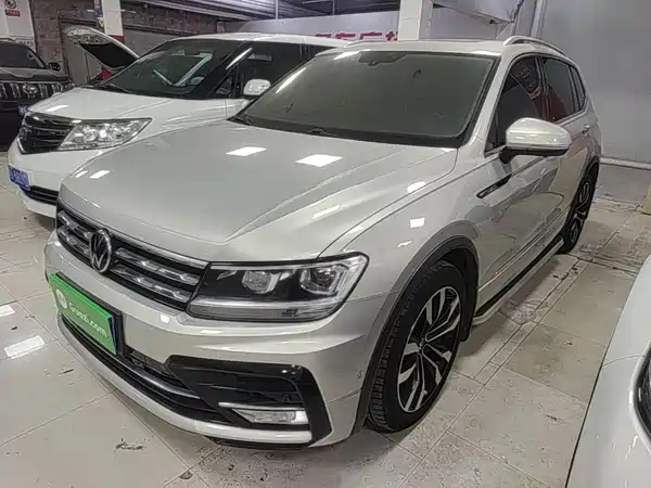 Volkswagen Tiguan L 2021