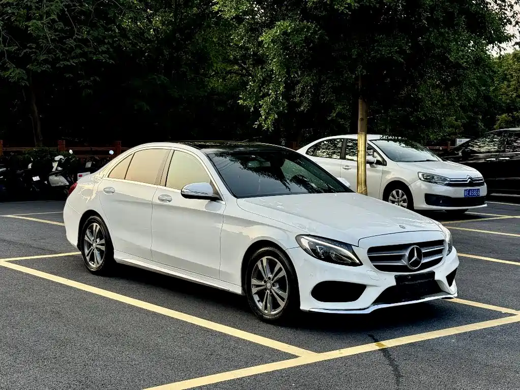 Mercedes-Benz C-Class 2017