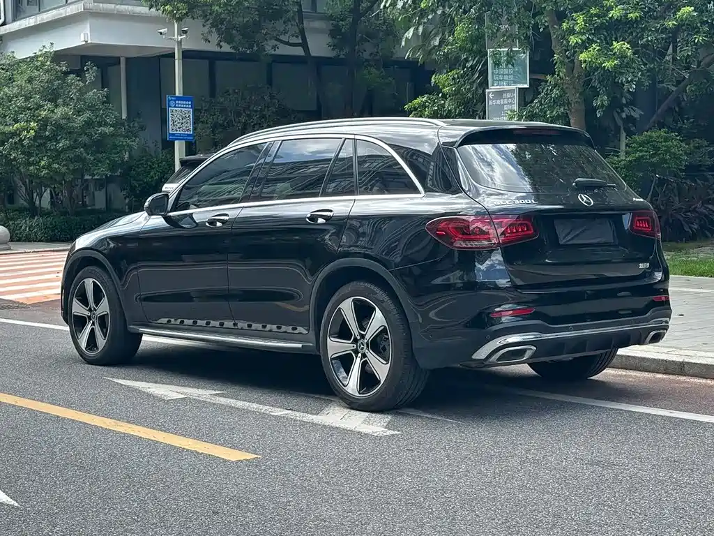 Mercedes-Benz GLC 2022 — фото 22