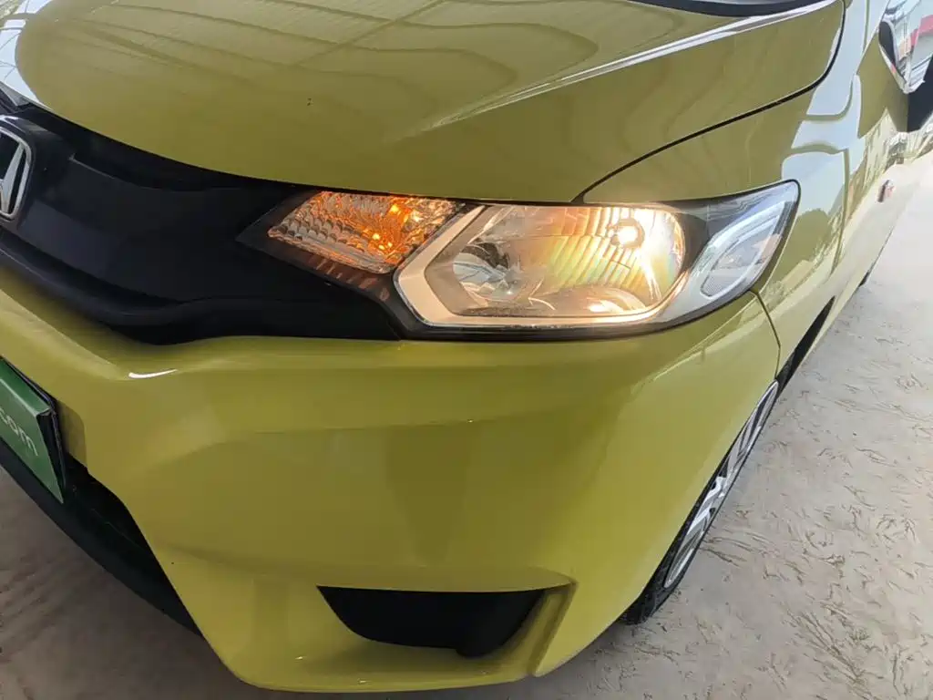 Honda Fit 2016 — фото 24