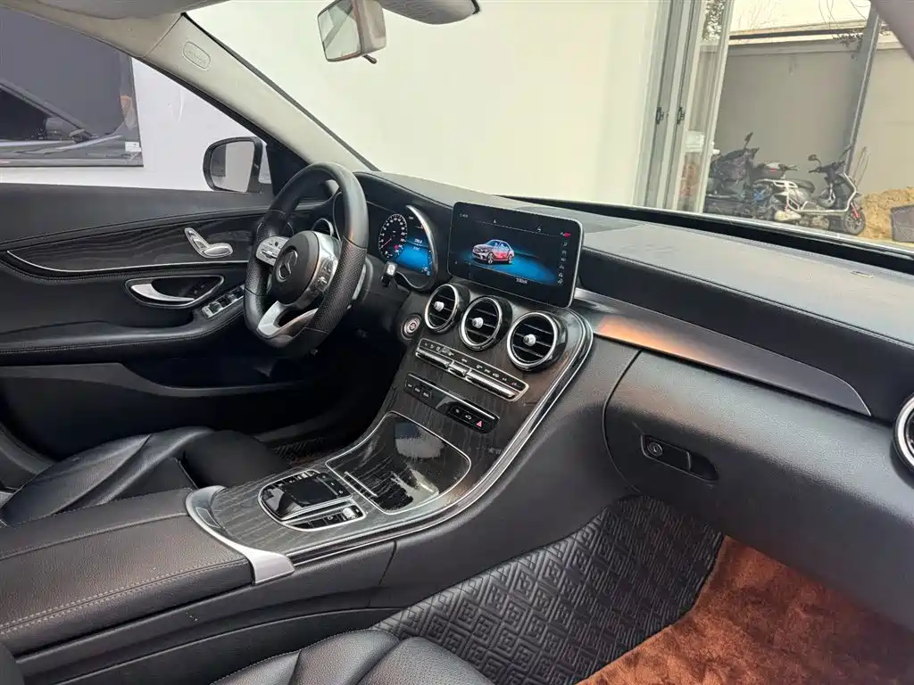 Mercedes-Benz C-Class 2020 — фото 22