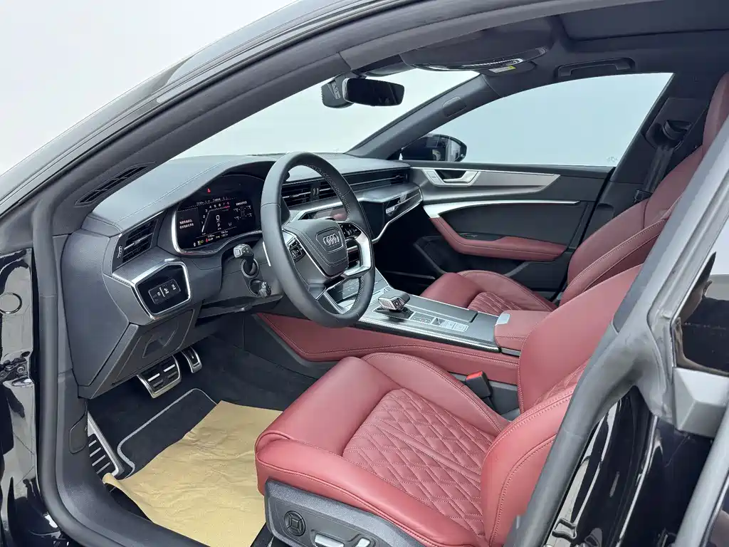 Audi A7L 2025