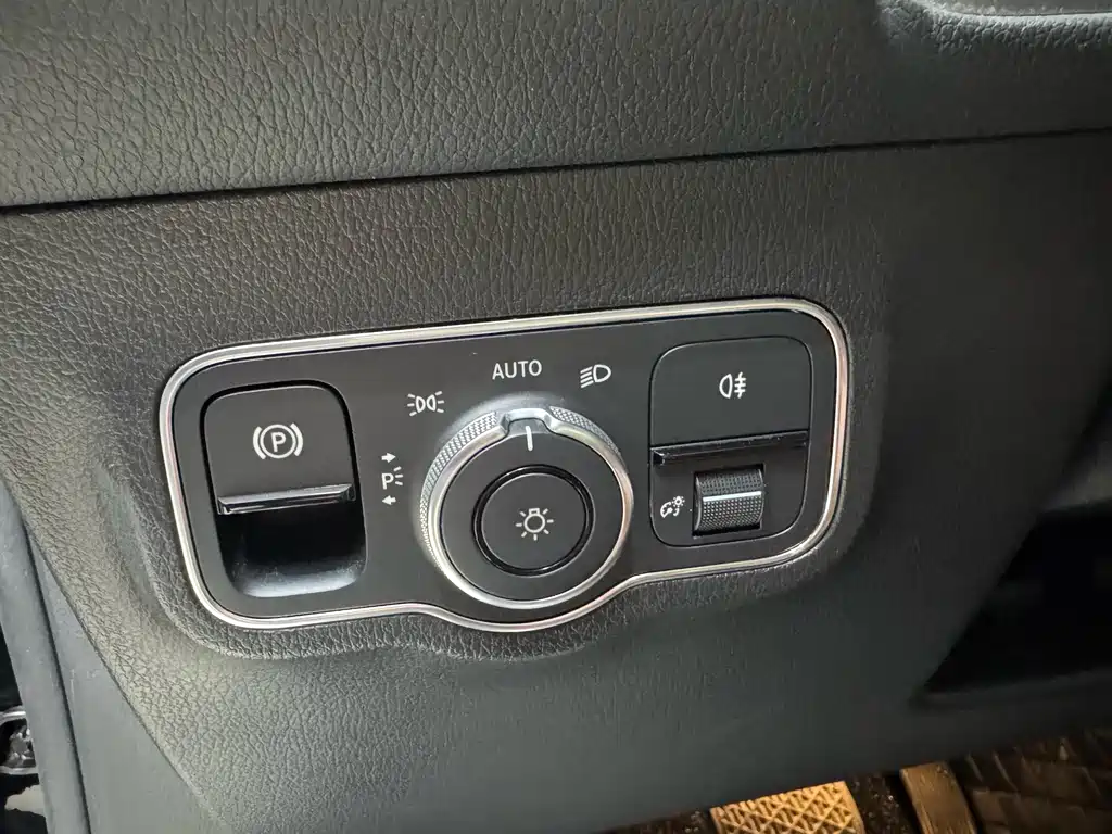 Mercedes-Benz GLB 2022 — фото 16