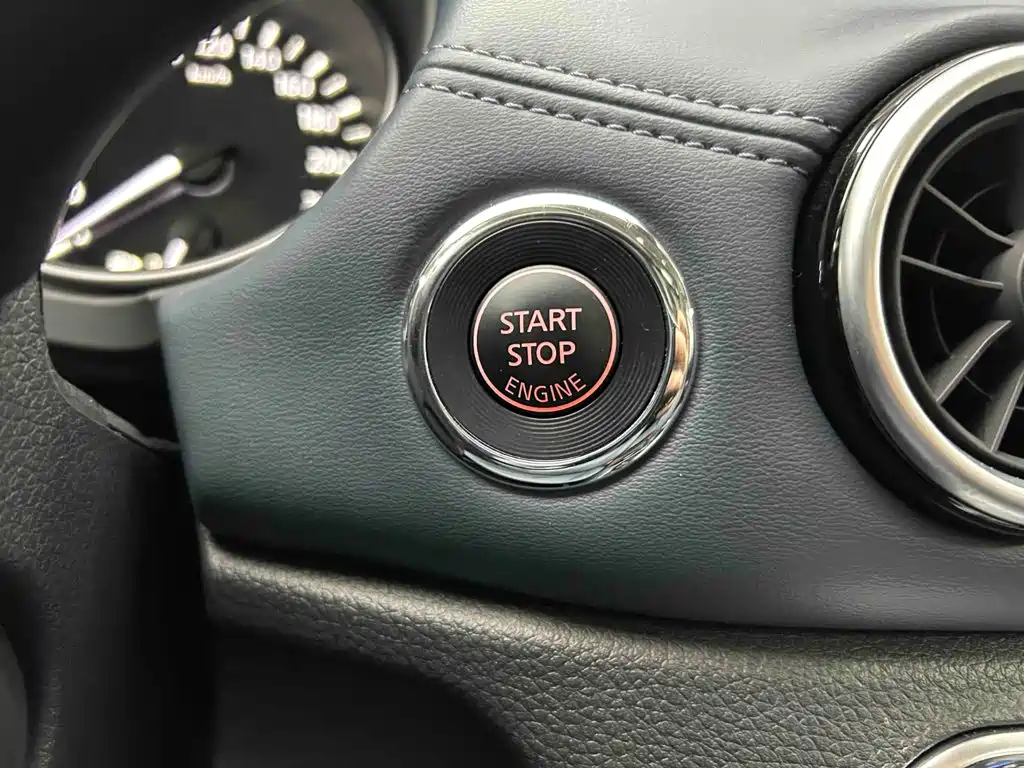 Nissan X-Trail 2025