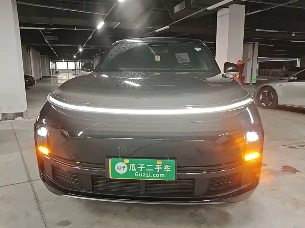 Li Auto Li L8 2024