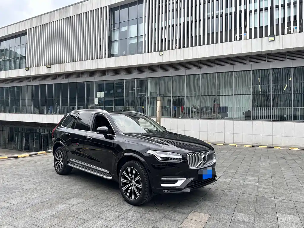 Volvo XC90 2019 — фото 8