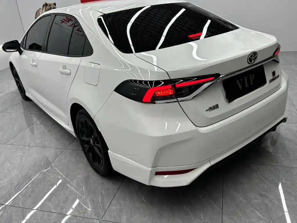 Toyota Corolla 2022 — фото 14