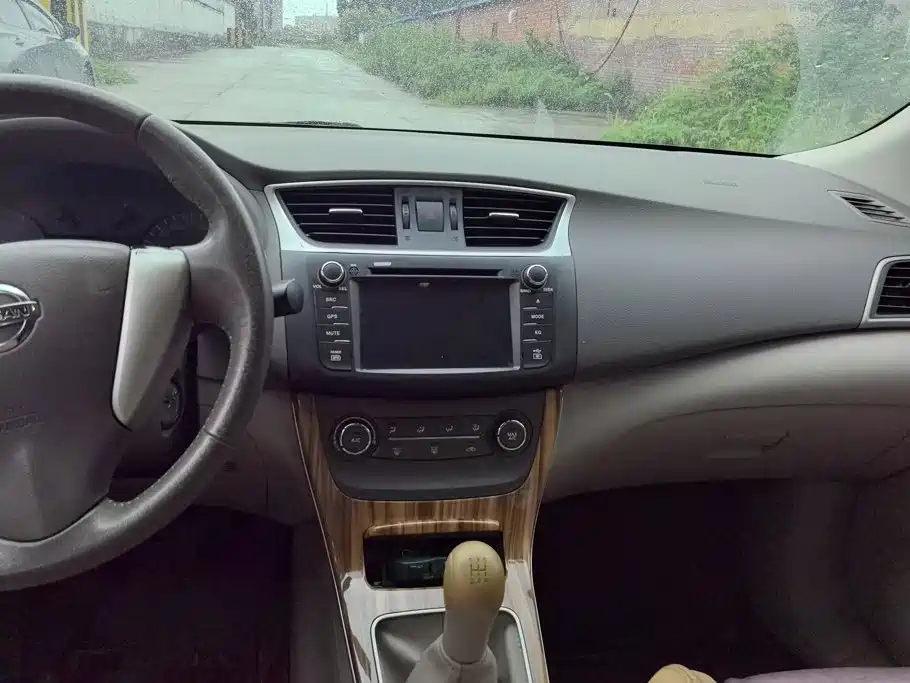 Nissan Sylphy 2015 — фото 13