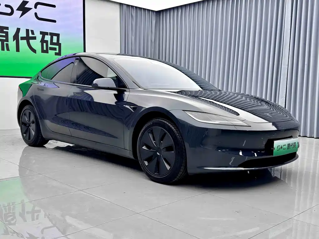 Tesla Model 3 2025 — фото 6