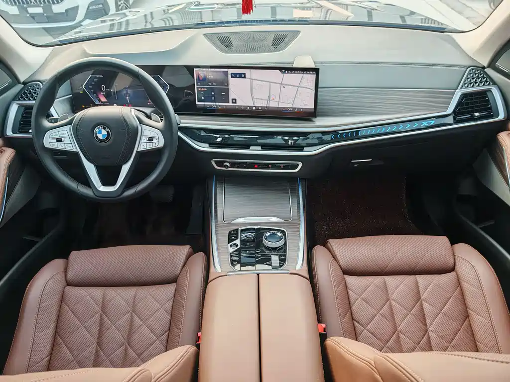 BMW X7 2024 — фото 22