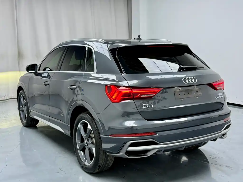 Audi Q3 2023 — фото 17