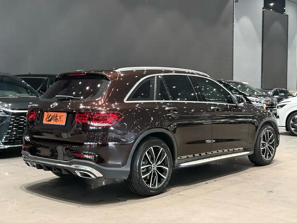 Mercedes-Benz GLC 2021 — фото 16
