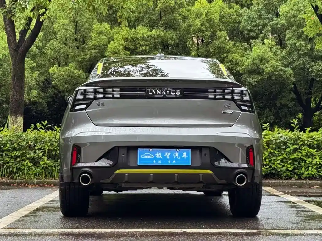 Lynk & Co 05 2022