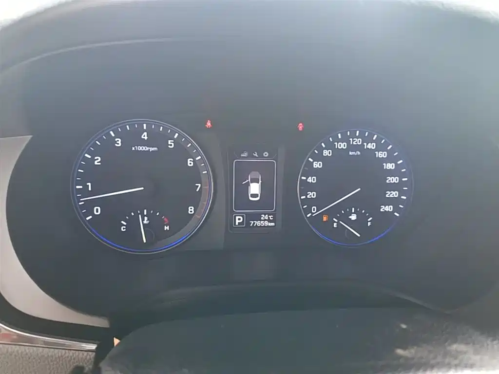 Hyundai Mistra 2015 — фото 12