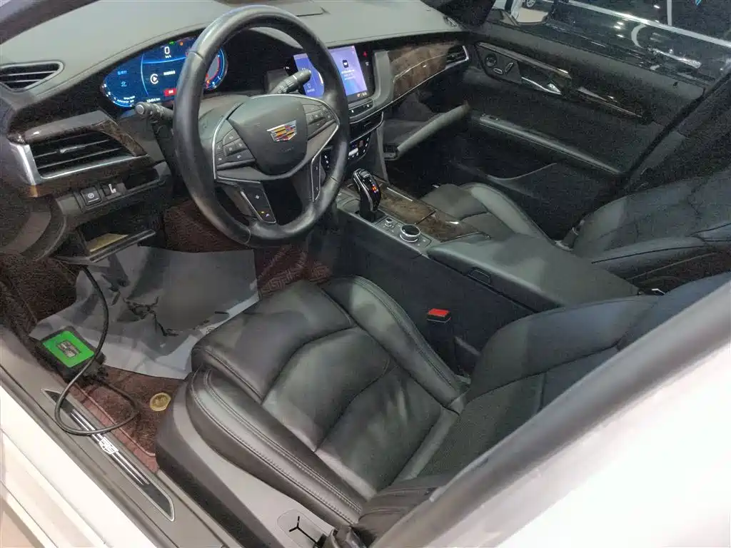 Cadillac CT6 2023 — фото 11