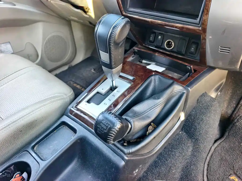 Mitsubishi Pajero Sport 2016 — фото 15